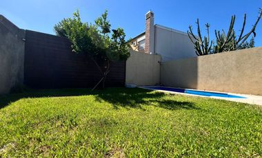 CASA 6 AMBIENTES 280m² PILETA+QUINCHO MARIA SELVA