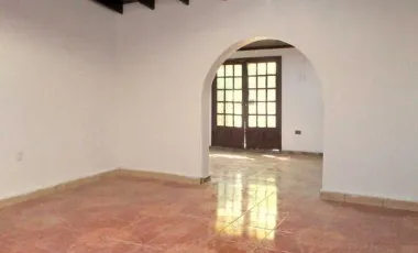 ARRIENDO CASA USO COMERCIAL, CALLE SANTA VICTORIA