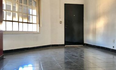 VENTA PH EN CIUDADELA PLANTA BAJA CON COCHERA!