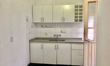 VENTA PH EN CIUDADELA PLANTA BAJA CON COCHERA!