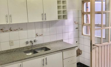 VENTA PH EN CIUDADELA PLANTA BAJA CON COCHERA!