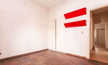 VENTA CASA 3 AMB PATIO COCHERA TERRAZA LANUS ESTE