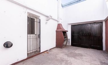 VENTA CASA 3 AMB PATIO COCHERA TERRAZA LANUS ESTE