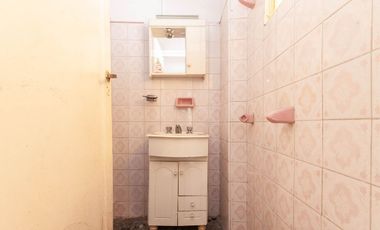VENTA CASA 3 AMB PATIO COCHERA TERRAZA LANUS ESTE