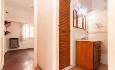 VENTA CASA 3 AMB PATIO COCHERA TERRAZA LANUS ESTE