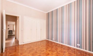 VENTA CASA 3 AMB PATIO COCHERA TERRAZA LANUS ESTE