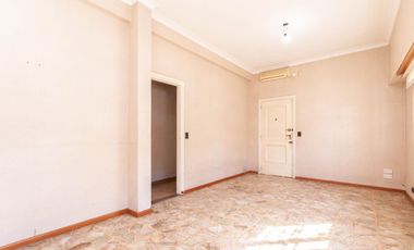 VENTA CASA 3 AMB PATIO COCHERA TERRAZA LANUS ESTE