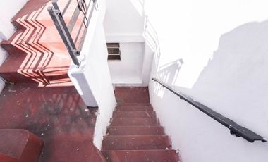 VENTA CASA 3 AMB PATIO COCHERA TERRAZA LANUS ESTE