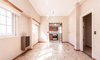 VENTA CASA 3 AMB PATIO COCHERA TERRAZA LANUS ESTE