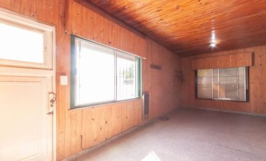 VENTA CASA 3 AMB PATIO COCHERA TERRAZA LANUS ESTE