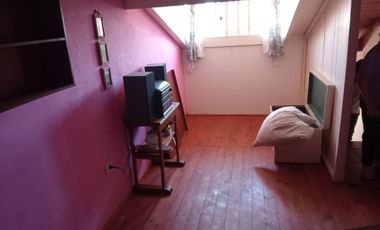 VENTA CASA 4 AMBIENTES COCHERA PARQUE EL GAUCHO