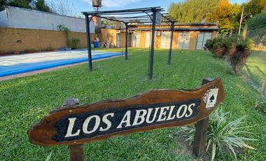 VENTA CORONDA LOS PARAISOS AMOBLADA Y EQUIPADA