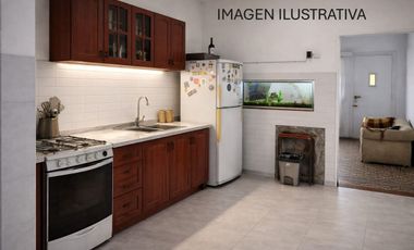 VENTA CASA CON PILETA LOMAS DE ZAMORA LOTE 484 MTS