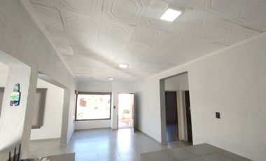 Alquiler  CASA 2 DORM, PILETA  EN COL TIROLESA