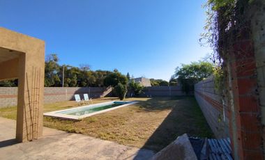 Alquiler  CASA 2 DORM, PILETA  EN COL TIROLESA