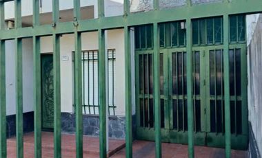 GALPON DOBLE ALTURA CON CASA DOS DORM