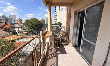 ALQUILER 2 AMB / LANÚS / BALCÓN / MB ESTADO