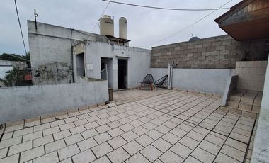 PH 2 AMB CON TERRAZA Y BALCÓN + LOCAL COMERCIAL