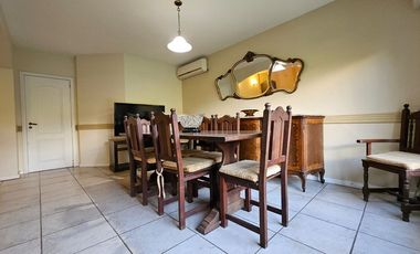 VENTA CASA 6 amb. gran jardín y pileta en Lincoln