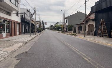 VENTA LOCAL SOBRE AVENIDA EN PALOMAR