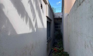 CASA EN VENTA EN BRAGADO CON PATIO Y GARAJE