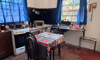 Venta Casa 3 ambientes en GRAN terreno 365 m2