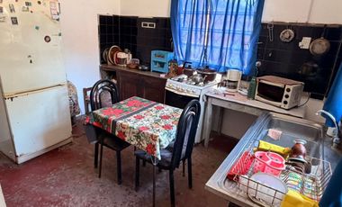 Venta Casa 3 ambientes en GRAN terreno 365 m2