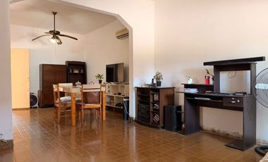 Venta Casa 3 ambientes en GRAN terreno 365 m2