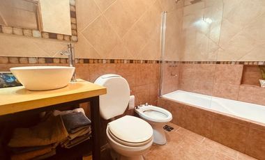 SE VENDE CASA EN BRAGADO CON PILETA
