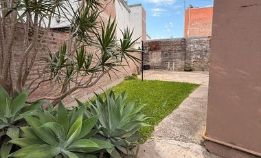 CASA 3 DORM + DEPARTAMENTO 1 DORM + GALPON