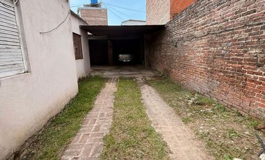CASA 3 DORM + DEPARTAMENTO 1 DORM + GALPON