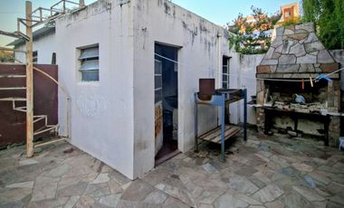 CASA EN VENTA EN PLENO CENTRO DE VENADO TUERTO