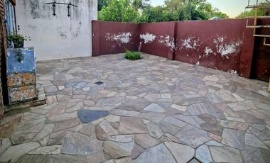 CASA EN VENTA EN PLENO CENTRO DE VENADO TUERTO