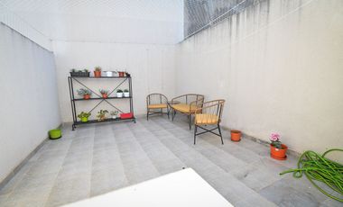 DEPTO EN VENTA C/COCHERA Y PATIO CENTRO II