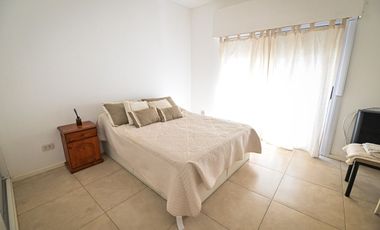 DEPTO EN VENTA C/COCHERA Y PATIO CENTRO II