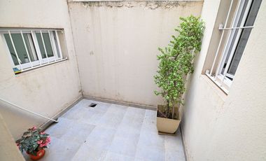 DEPTO EN VENTA C/COCHERA Y PATIO CENTRO II