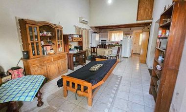 CASA 2 DORM  ZONA GRANJA DE ESMERALDA