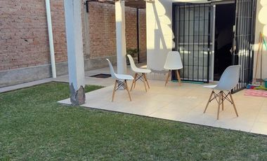 CASA EN ALQUILER, EN BARRIO ALTA MENDOZA