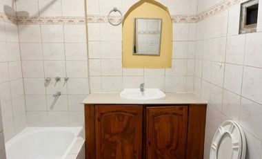 CASA ALQUILER MORON SUR 3 AMBIENTES