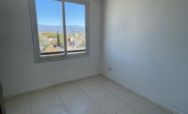REMAX VENDIMIA ALQUILA DEPTO EN GODOY CRUZ