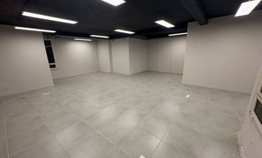 ALQUILEROFICINAS 200m2 REFACCIONADAS + 2 COCHERAS