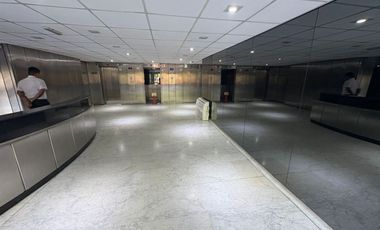 ALQUILEROFICINAS 200m2 REFACCIONADAS + 2 COCHERAS
