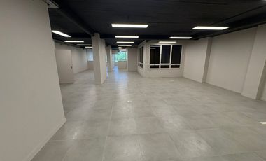 ALQUILEROFICINAS 200m2 REFACCIONADAS + 2 COCHERAS