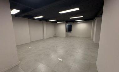 ALQUILEROFICINAS 200m2 REFACCIONADAS + 2 COCHERAS