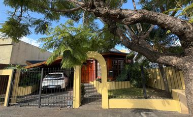 Chalet de 2 ambientes en alquiler con jardín y pileta en Castelar