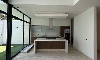 Casa a estrenar en Fuentes del Pedregal