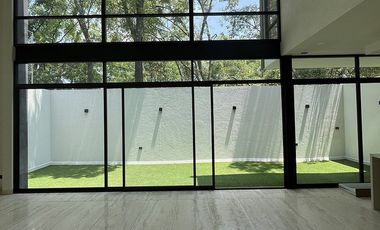 Casa a estrenar en Fuentes del Pedregal