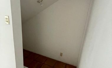 CASA EN RENTA EN CONDOMINIO HORIZONTAL EN HEROES DE PADIERNA MUY CERCA DE SIX FL