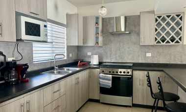 CASA AMUEBLADA EN RENTA EN VILLAS DEL RENACIMIENTO