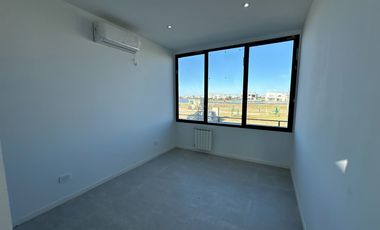 Venta Casa 5 amb a estrenar c/lote en altura, pileta, terraza - Bo. Villalobos - Hudson